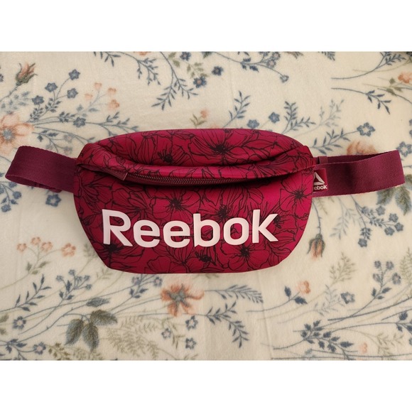 REEBOK Fanny‎ Pack Purple Vinyl Belt Bag Hiking Travel Adjustable Zipper - Picture 1 of 6